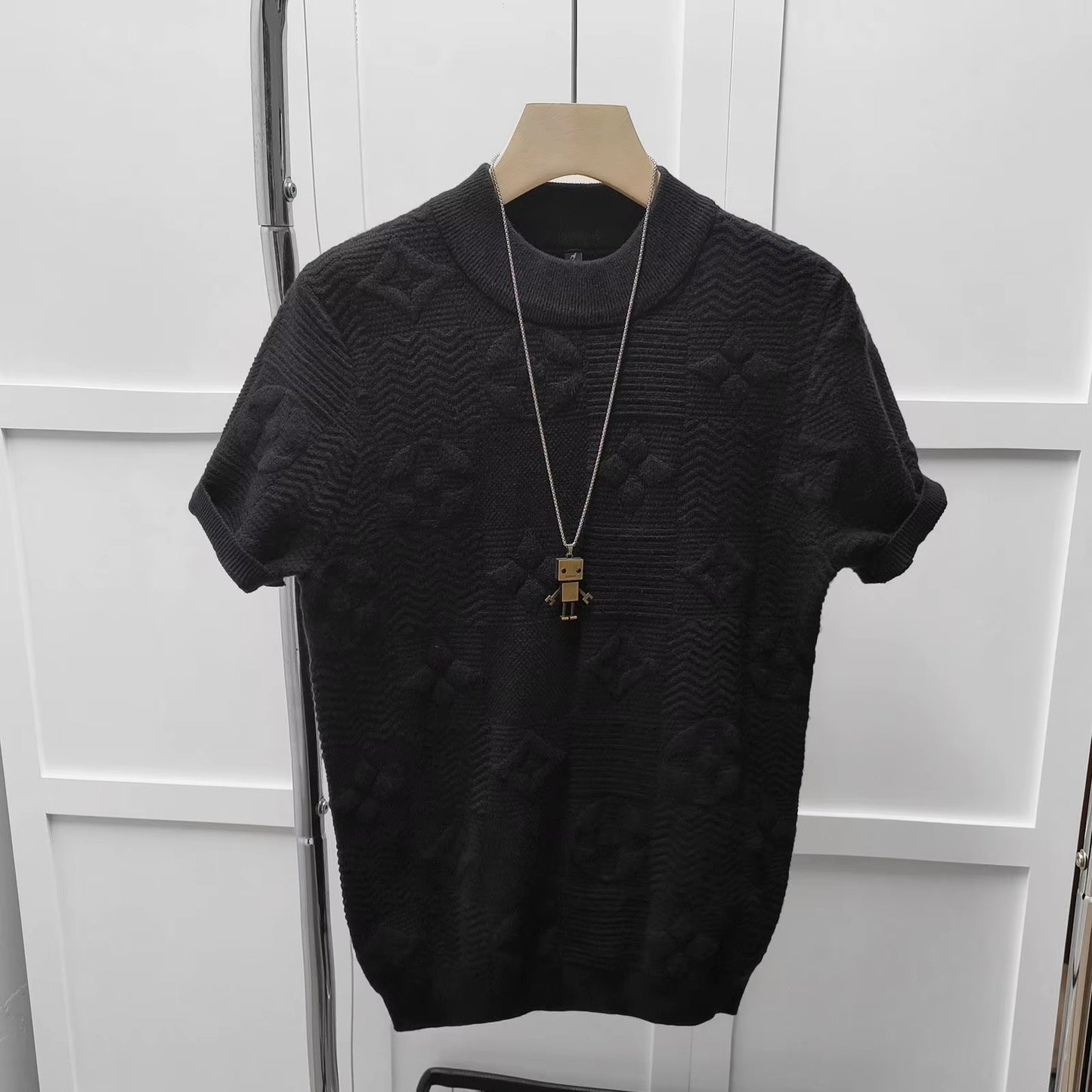 Light Luxury Knitted Sweater Short-Sleeved T-Shirt Young Men'S Trend Fashion Simple Jacquard Half-Sleeved Sweater