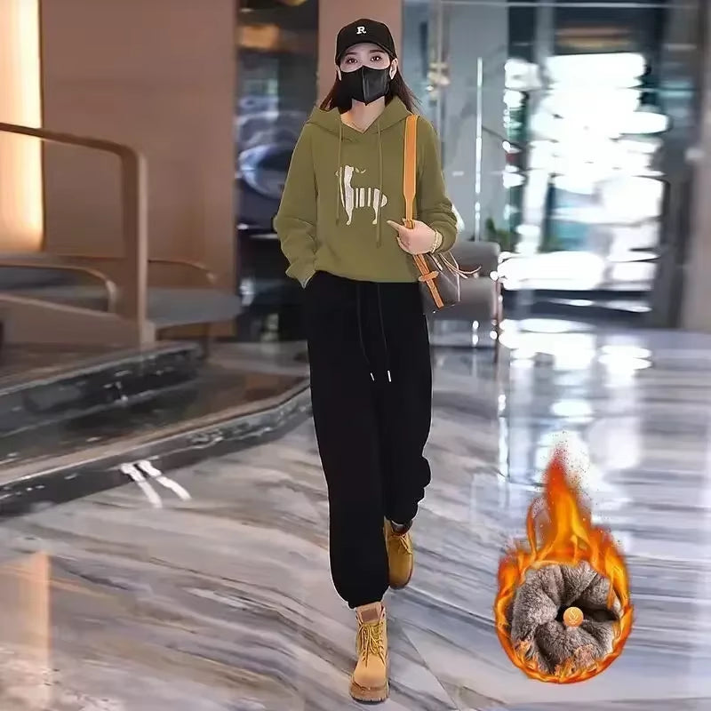 Winter Thickened and Padded Corduroy Pants Women 2023 New Women'S Loose Bunched Feet Harlan Pants Women